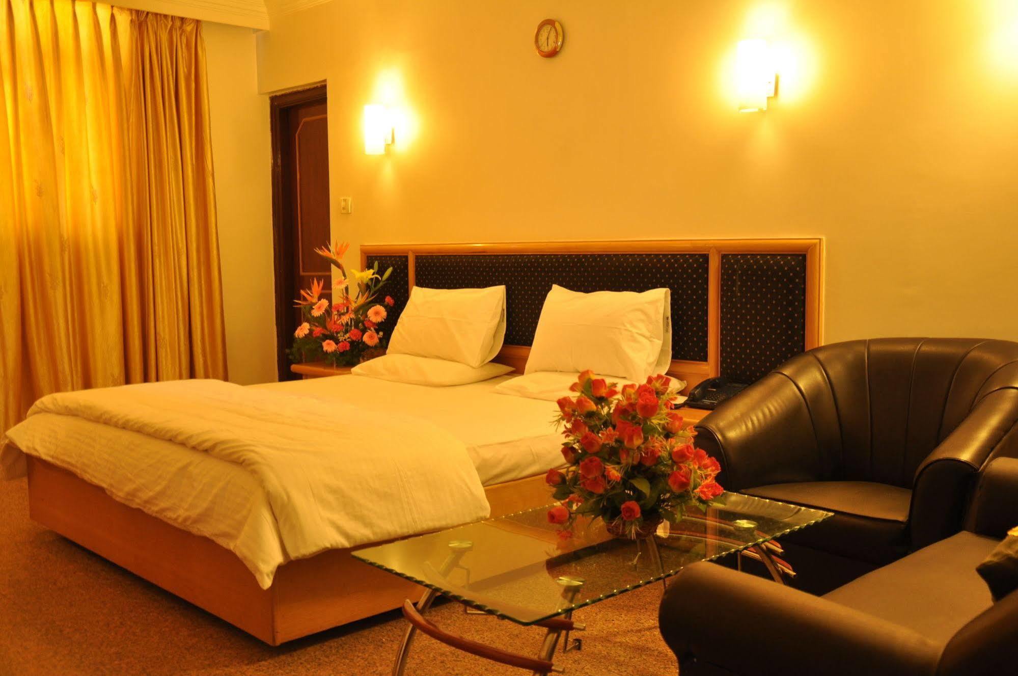 Oyo 539 Hotel Pearl Inn Μπανγκαλόρ Εξωτερικό φωτογραφία